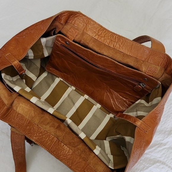 Leather Tote Bag - Picture 3 of 10